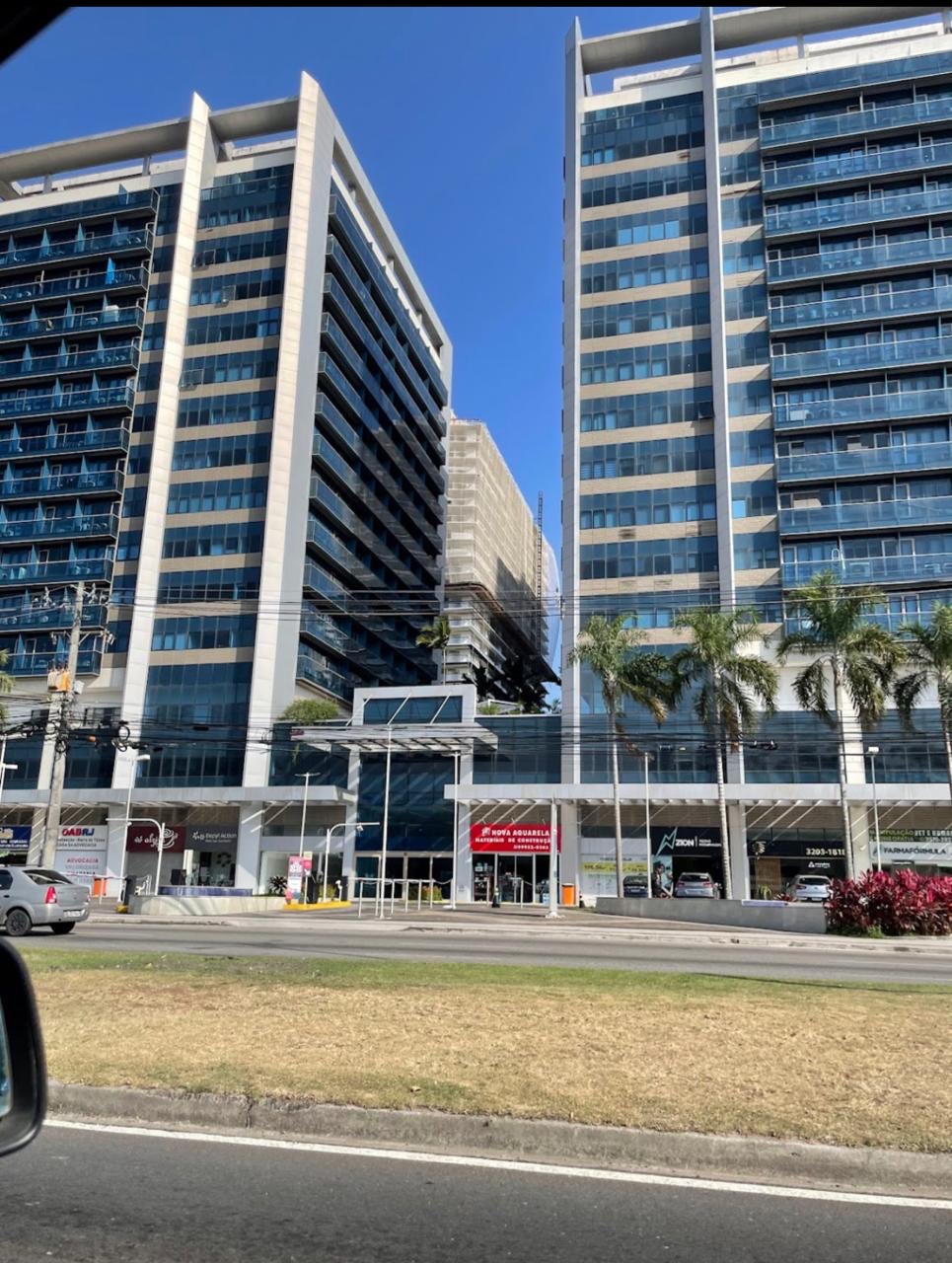 Absolutto Business Towers — Av. das Américas, 19.005, Recreio dos Bandeirantes